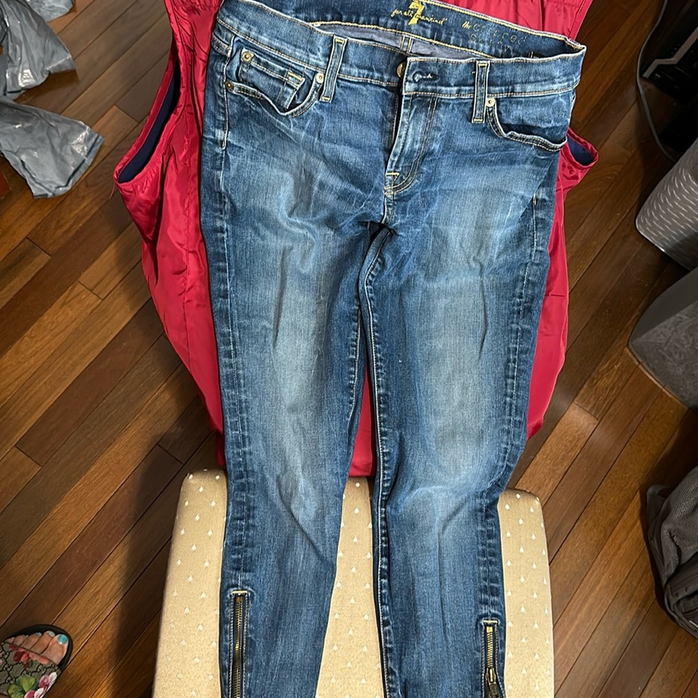 7 for all Mankind “the cropped skinny” size 28